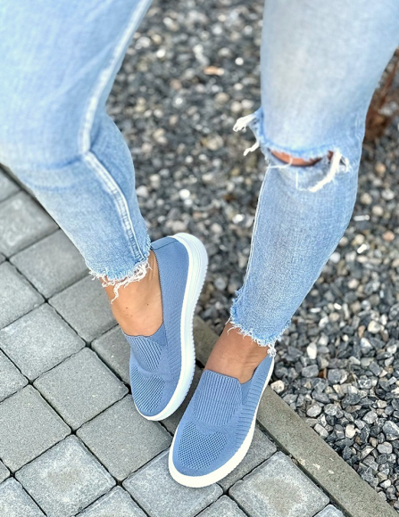 Modré slip ony Elona