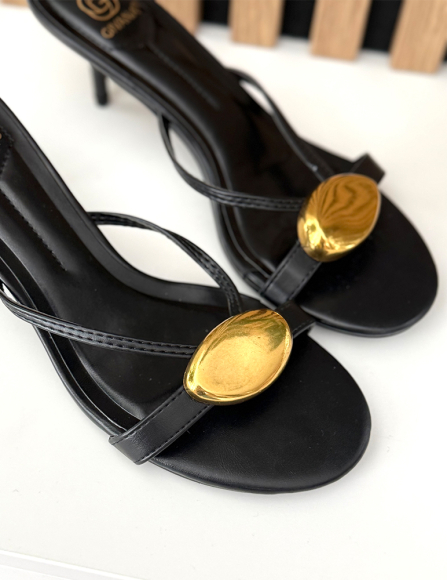 Čierne šlapky Adrienne