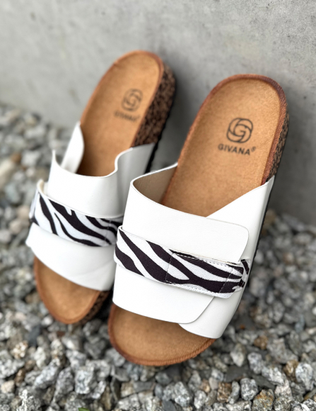 Biele šľapky Amista