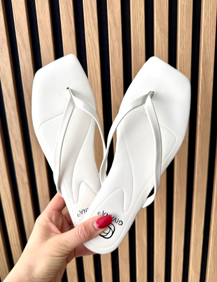 Biele šlapky Saylor