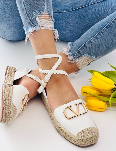 Biele sandále Calista