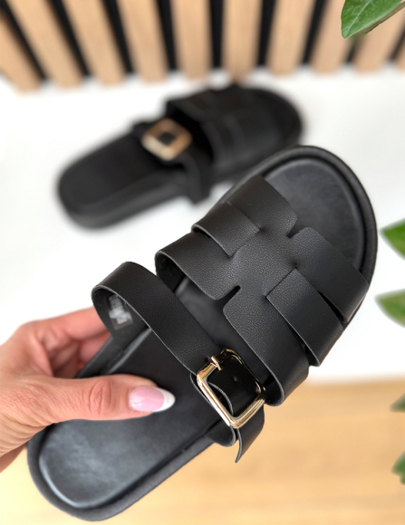 Čierne šlapky Cressida