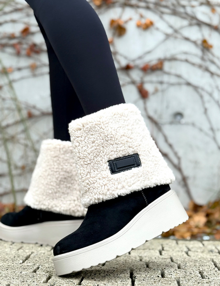 Čierne čižmy Ania