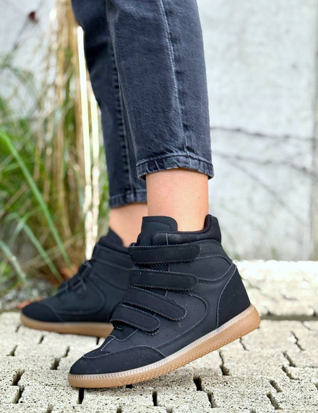 Čierne tenisky Calliope