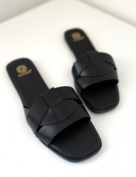 Čierne šlapky Ellison