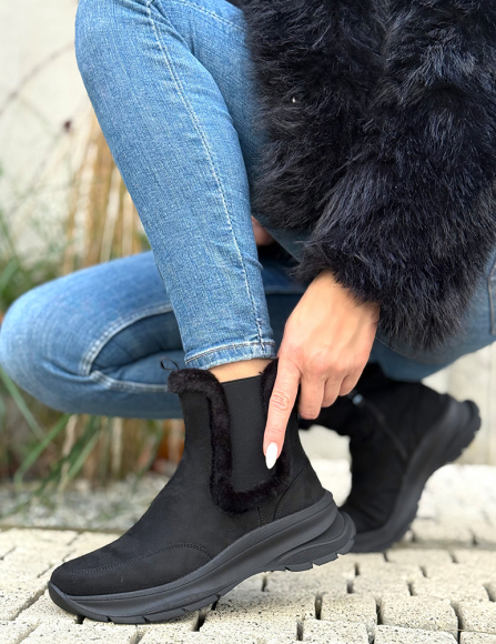 Čierne čižmy Lina