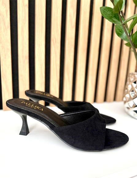 Čierne šlapky Posy