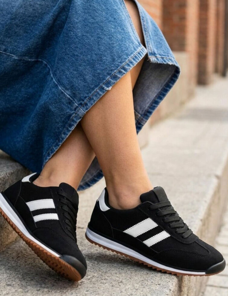 Čierne tenisky Romilly