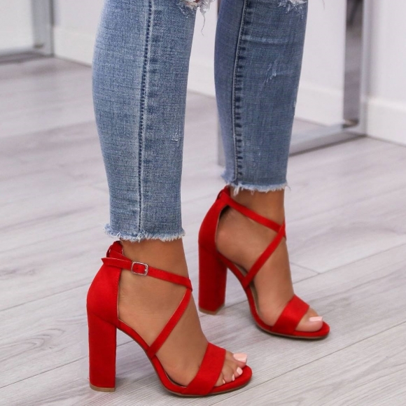 Červené sandále Enya
