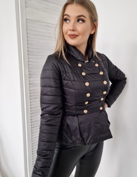 Čierna bunda Gisela