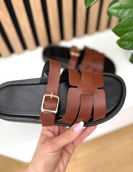 Hnedé šlapky Cressida