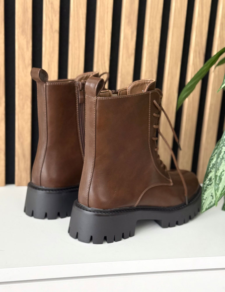 Khaki workery Althea