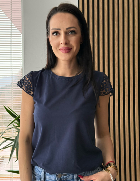 Tmavomodré tričko Collete