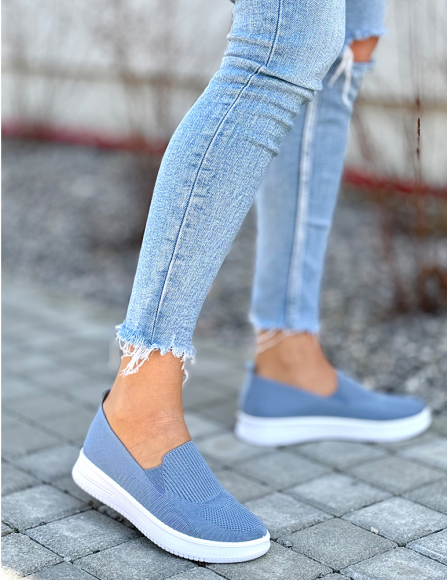 Modré slip ony Elona