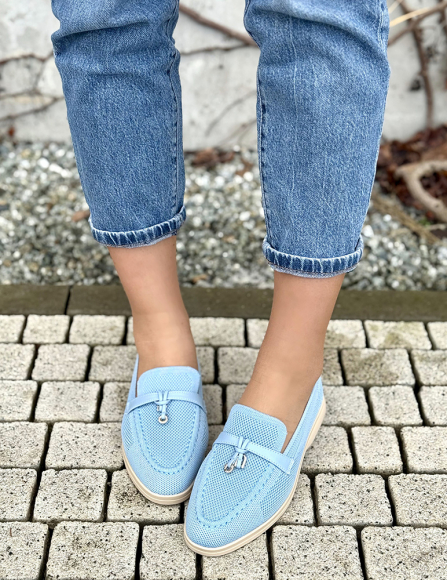 Modré mokasíny Joyce