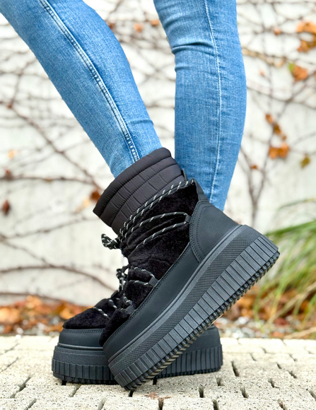 Čierne snehule Tawni