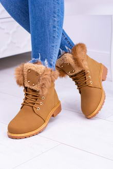 Camel workery Irma