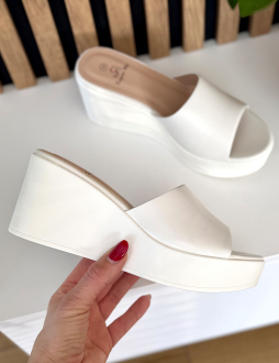 Biele šlapky Darlene