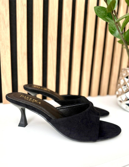 Čierne šlapky Posy