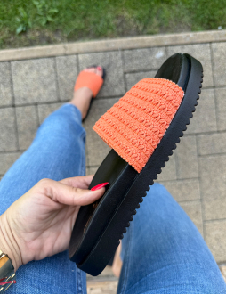 Oranžové šľapky Moana
